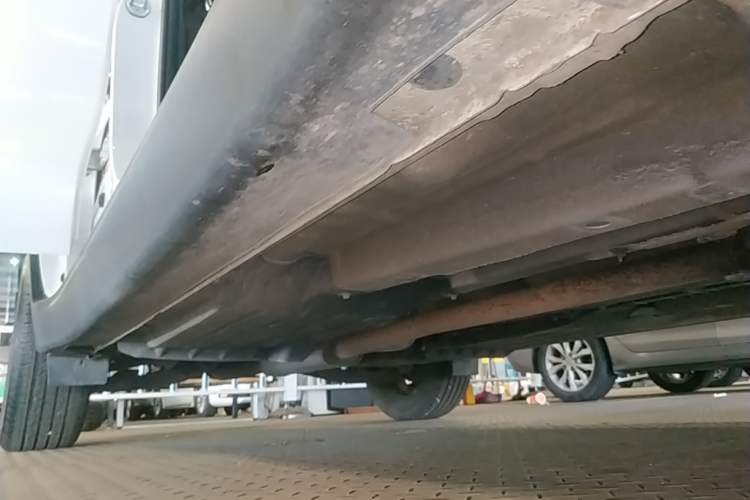 Used Kia KX5 2016 1.6T Automatic Two-Wheel Drive DLX Right Side Sill