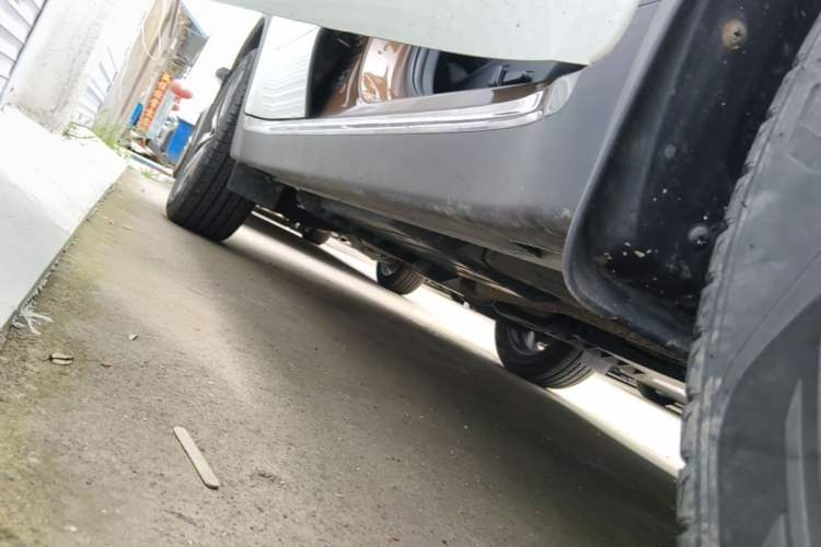 Used Kia KX5 2016 2.0L Automatic 2WD Premium Right Side Sill