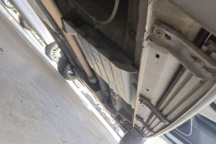Used Kia KX5 2016 1.6T Automatic Two-Wheel Drive DLX Right Side Sill