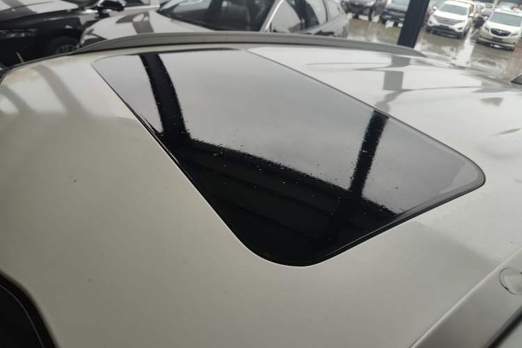 Used Kia KX5 2016 1.6T Automatic Two-Wheel Drive DLX Roof