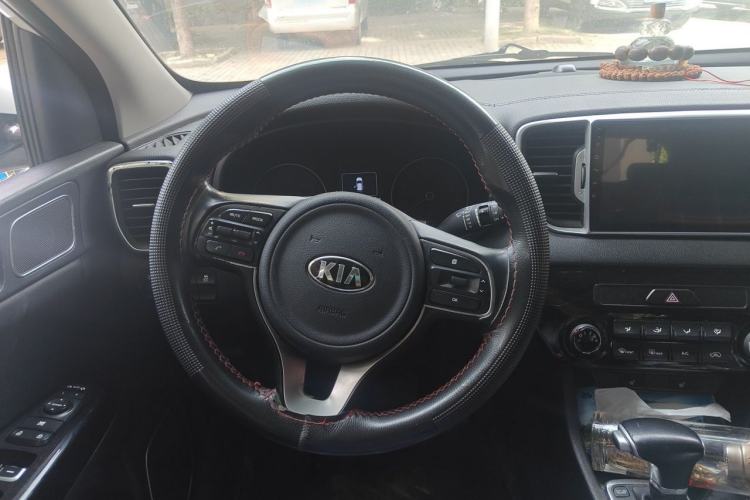 Used Kia KX5 2016 2.0L Automatic 2WD GLS Steering Wheel