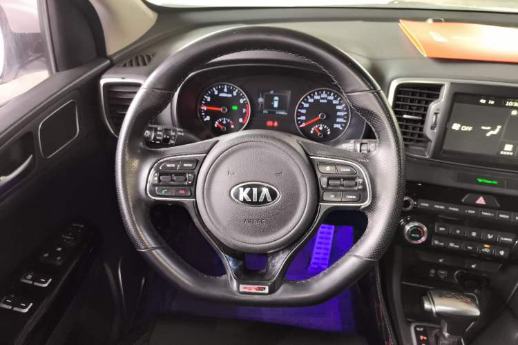 Used Kia KX5 2016 1.6T Automatic Two-Wheel Drive DLX Steering Wheel