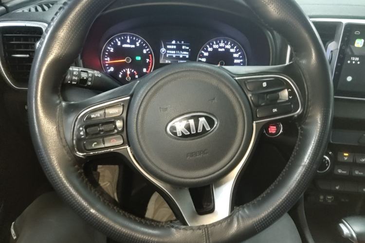 Used Kia KX5 2016 2.0L Automatic 2WD GLS Steering Wheel