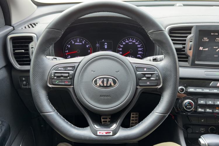 Used Kia KX5 2016 1.6T Automatic Two-Wheel Drive DLX Steering Wheel