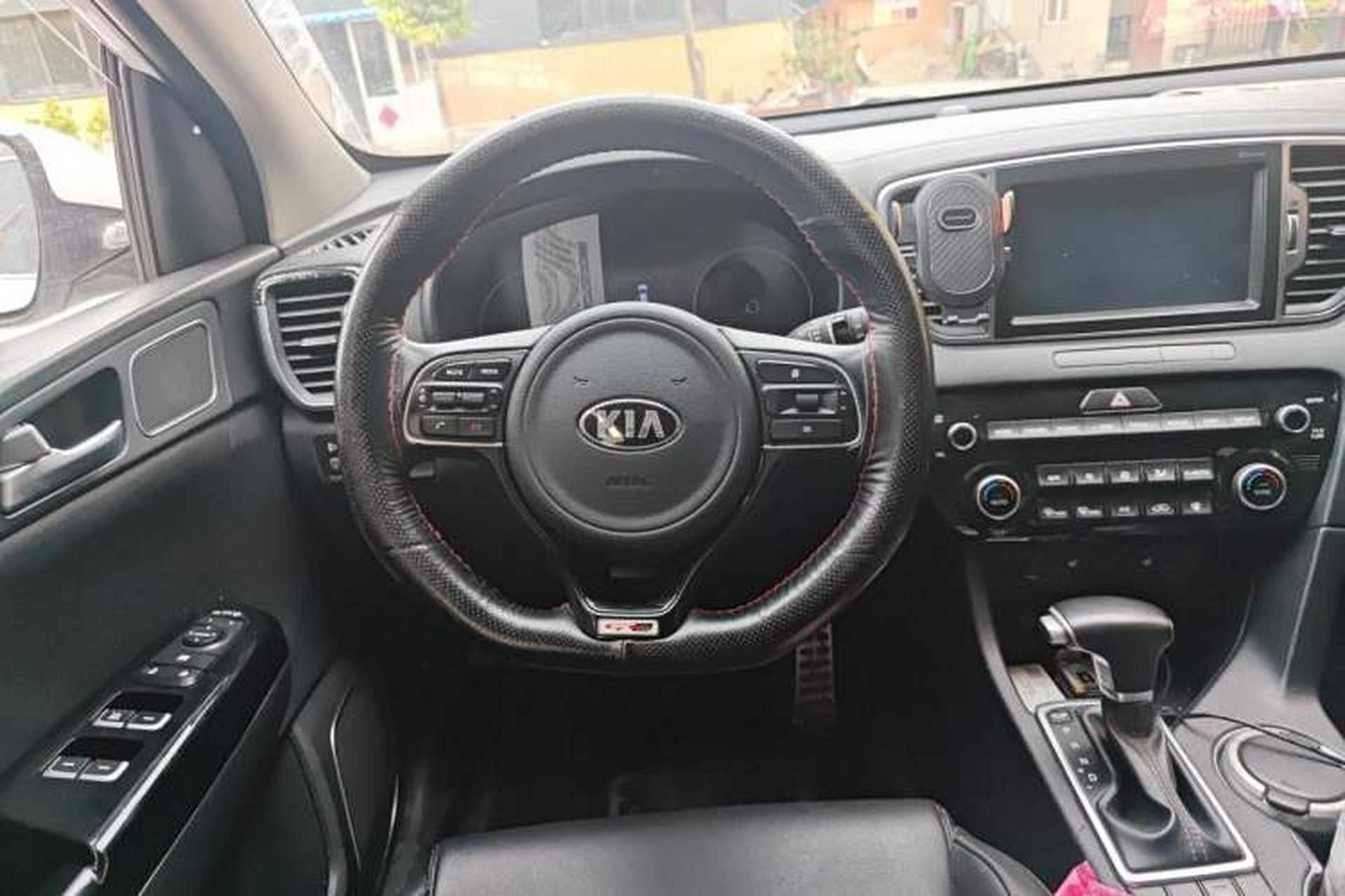 Used Kia KX5 2016 1.6T Automatic Two-Wheel Drive DLX Steering Wheel