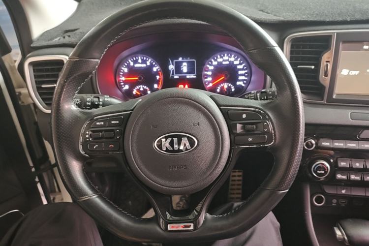 Used Kia KX5 2016 1.6T Automatic Two-Wheel Drive DLX Steering Wheel
