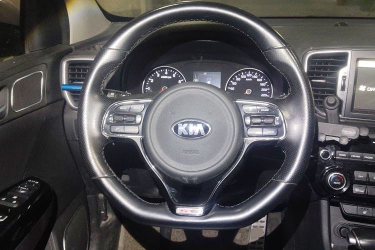 Used Kia KX5 2016 1.6T Automatic Two-Wheel Drive DLX Steering Wheel