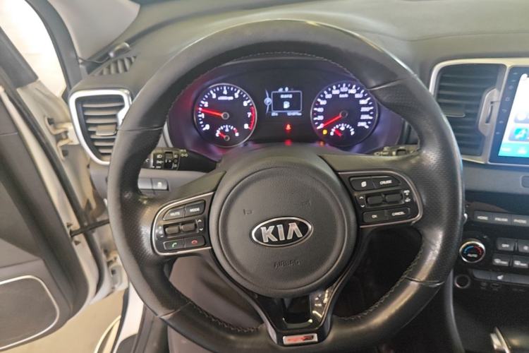 Used Kia KX5 2016 1.6T Automatic Two-Wheel Drive DLX Steering Wheel