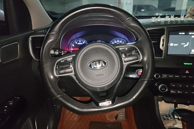 Used Kia KX5 2016 1.6T Automatic Two-Wheel Drive DLX Steering Wheel