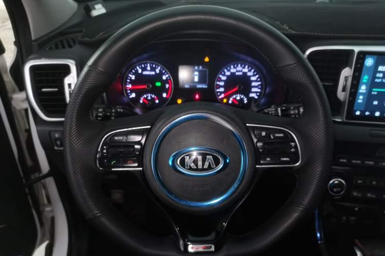 Used Kia KX5 2016 1.6T Automatic Two-Wheel Drive DLX Steering Wheel