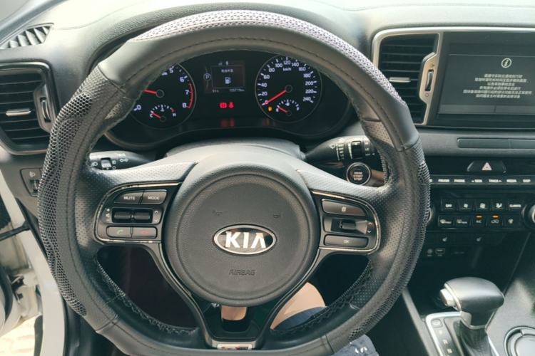 Used Kia KX5 2016 1.6T Automatic Two-Wheel Drive Premium Steering Wheel