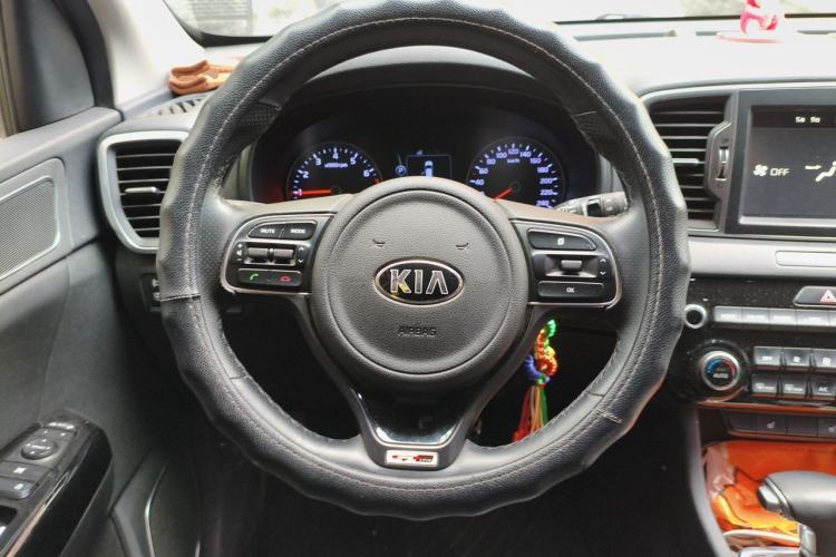Used Kia KX5 2016 1.6T Automatic Two-Wheel Drive DLX Steering Wheel