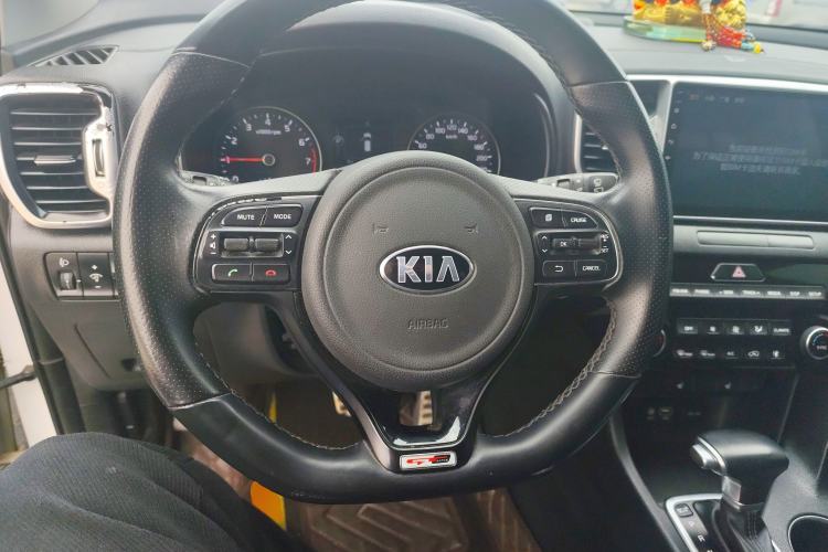 Used Kia KX5 2016 1.6T Automatic Two-Wheel Drive DLX Steering Wheel