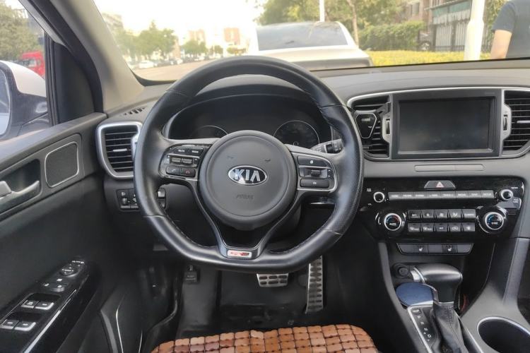 Used Kia KX5 2016 1.6T Automatic Two-Wheel Drive DLX Steering Wheel