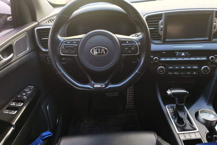 Used Kia KX5 2016 1.6T Automatic Two-Wheel Drive DLX Steering Wheel
