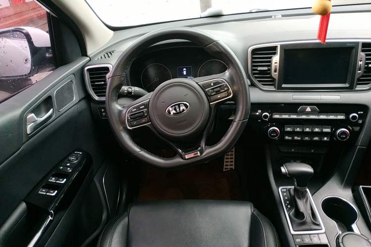 Used Kia KX5 2016 1.6T Automatic Two-Wheel Drive DLX Steering Wheel