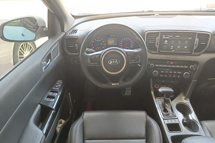 Used Kia KX5 2016 1.6T Automatic Two-Wheel Drive DLX Steering Wheel