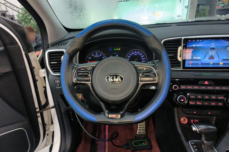 Used Kia KX5 2016 1.6T Automatic Two-Wheel Drive DLX Steering Wheel