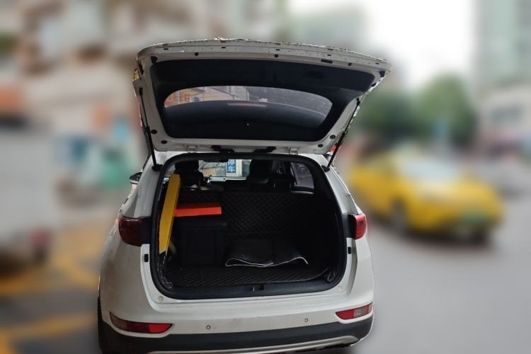 Used Kia KX5 2016 2.0L Automatic 2WD GLS Trunk