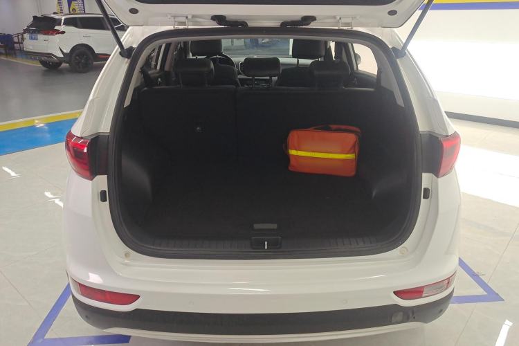 Used Kia KX5 2016 2.0L Automatic 2WD GLS Trunk