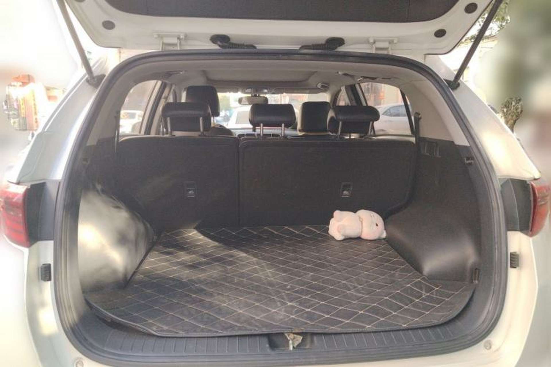 Used Kia KX5 2016 2.0L Automatic 2WD GLS Trunk