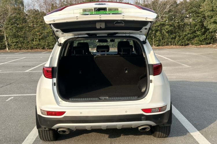 Used Kia KX5 2016 1.6T Automatic Two-Wheel Drive DLX Trunk
