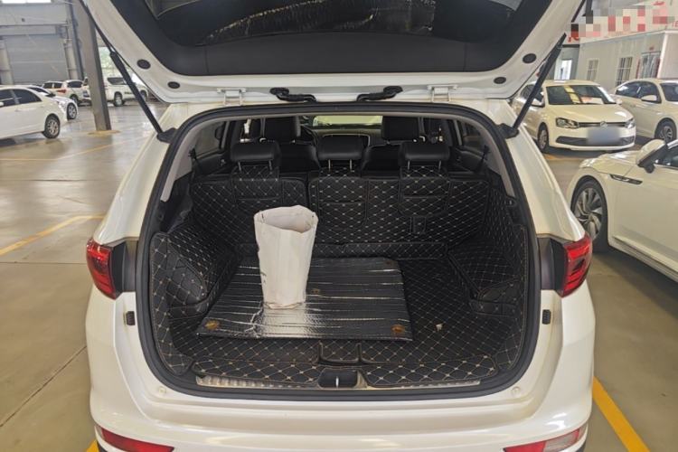 Used Kia KX5 2016 1.6T Automatic Two-Wheel Drive DLX Trunk