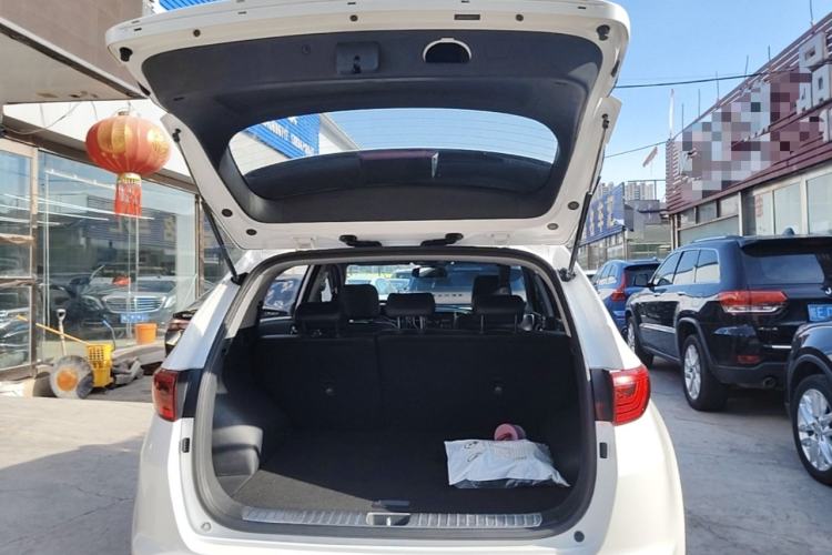 Used Kia KX5 2016 1.6T Automatic Two-Wheel Drive DLX Trunk
