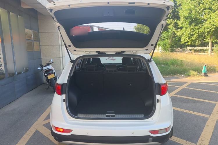 Used Kia KX5 2016 1.6T Automatic Two-Wheel Drive DLX Trunk