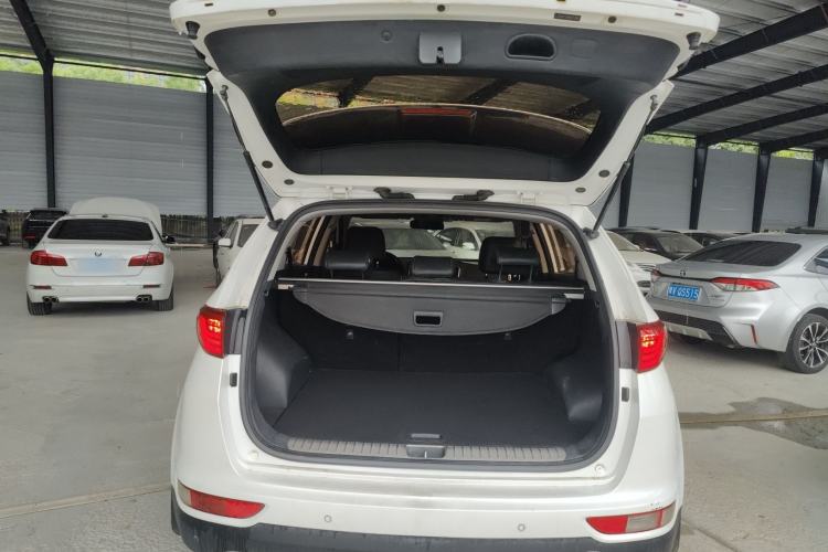 Used Kia KX5 2016 1.6T Automatic Two-Wheel Drive DLX Trunk