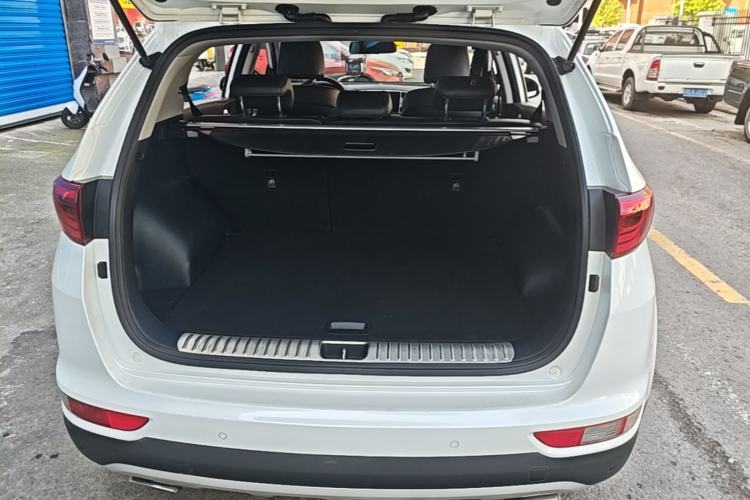 Used Kia KX5 2016 1.6T Automatic Two-Wheel Drive DLX Trunk