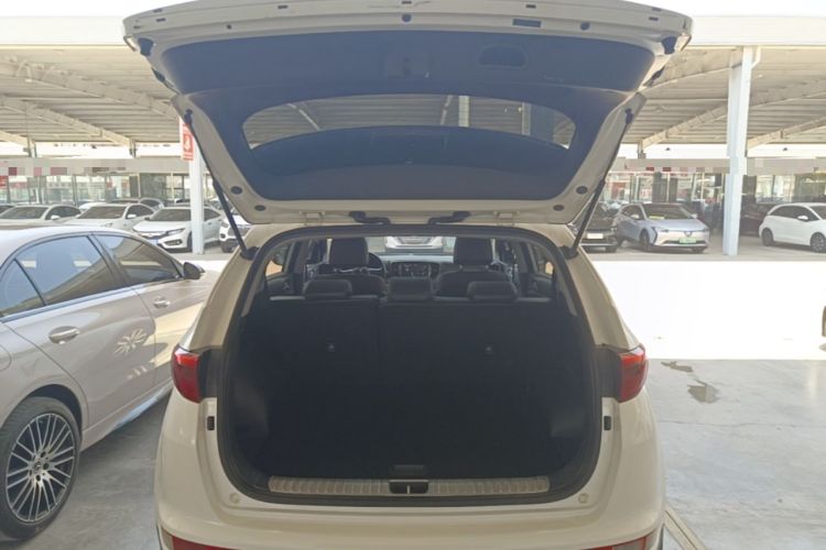 Used Kia KX5 2016 1.6T Automatic Two-Wheel Drive DLX Trunk