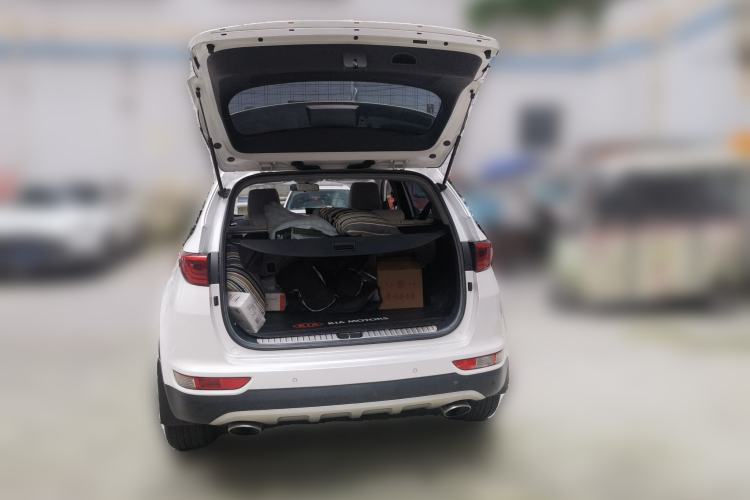Used Kia KX5 2016 1.6T Automatic Two-Wheel Drive DLX Trunk