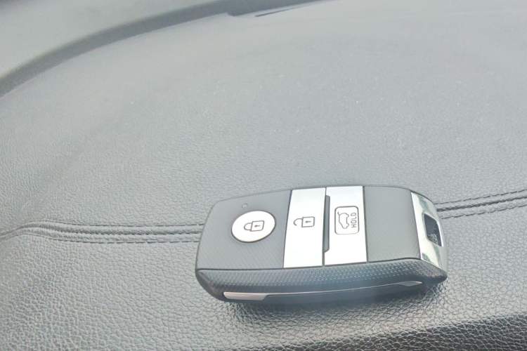 Used Kia KX5 2016 1.6T Automatic Two-Wheel Drive DLX Vehicle Key