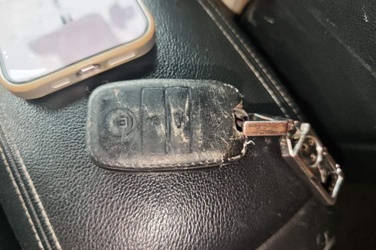 Used Kia KX5 2016 1.6T Automatic Two-Wheel Drive Premium Vehicle Key