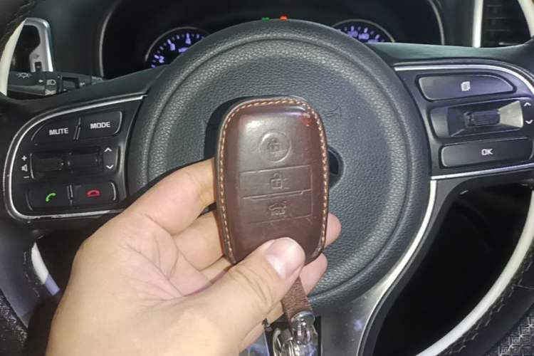 Used Kia KX5 2016 2.0L Automatic 2WD GLS Vehicle Key