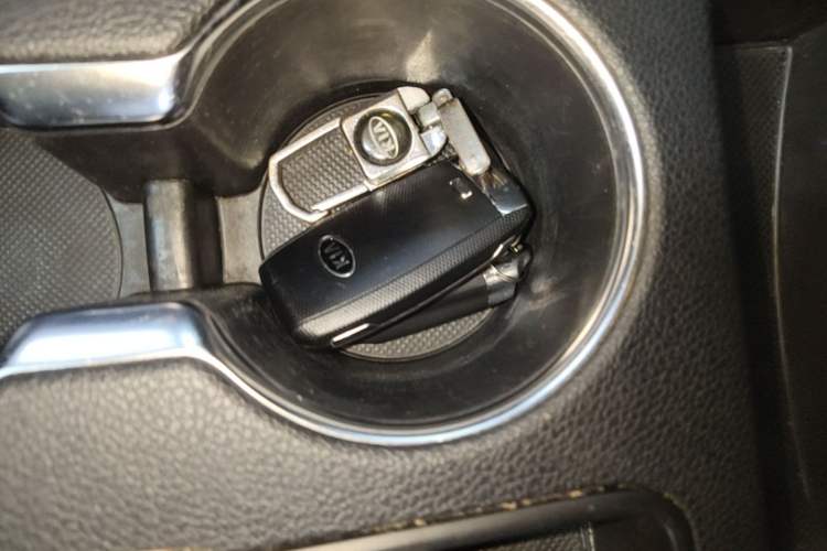 Used Kia KX5 2016 2.0L Automatic 2WD GLS Vehicle Key