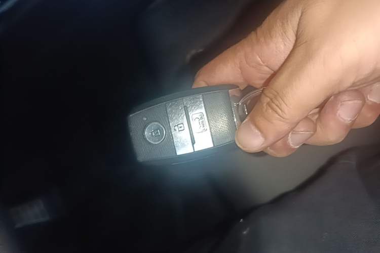 Used Kia KX5 2016 1.6T Automatic Two-Wheel Drive DLX Vehicle Key