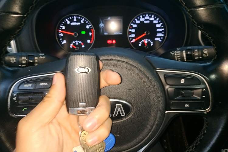 Used Kia KX5 2016 2.0L Automatic 2WD GLS Vehicle Key