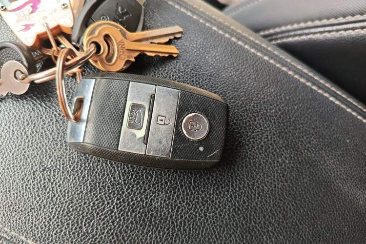 Used Kia KX5 2016 2.0L Automatic 2WD GLS Vehicle Key