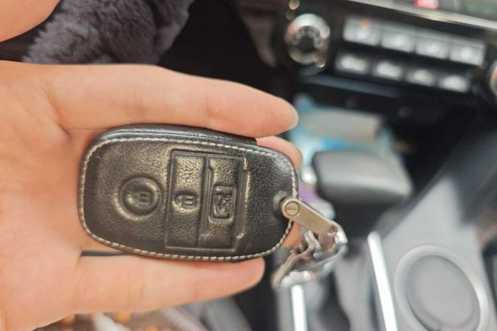 Used Kia KX5 2016 2.0L Automatic 2WD GLS Vehicle Key