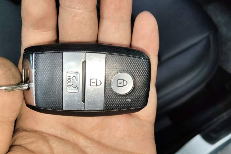 Used Kia KX5 2016 1.6T Automatic Two-Wheel Drive Premium Vehicle Key