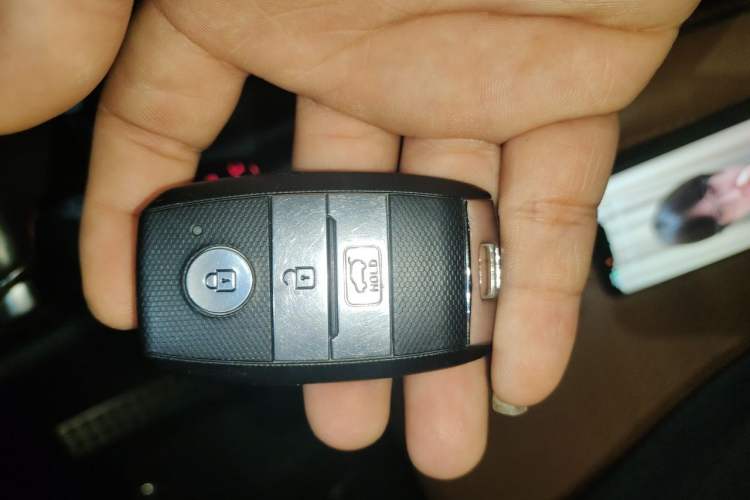 Used Kia KX5 2016 1.6T Automatic All-Wheel Drive Premium Vehicle Key