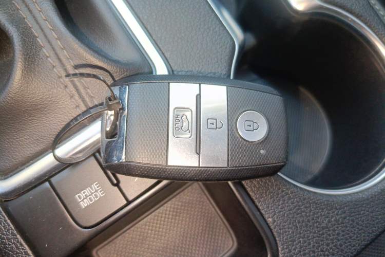 Used Kia KX5 2016 1.6T Automatic Two-Wheel Drive DLX Vehicle Key