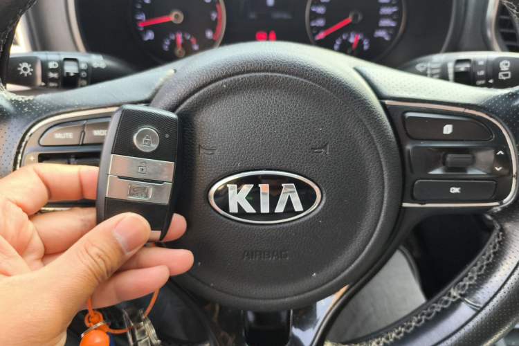 Used Kia KX5 2016 1.6T Automatic Two-Wheel Drive Premium Vehicle Key