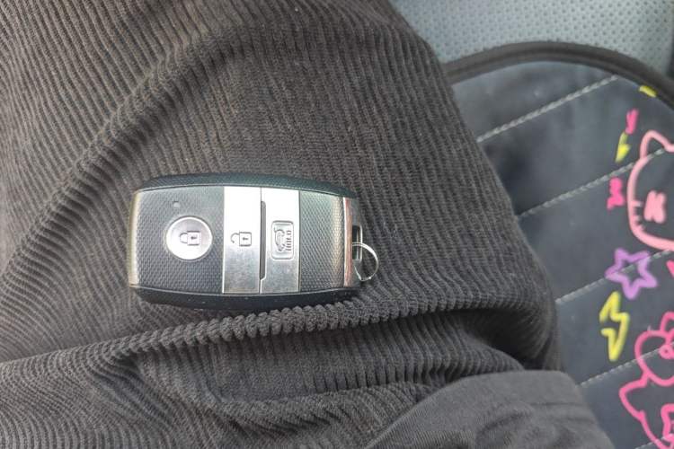 Used Kia KX5 2016 1.6T Automatic Two-Wheel Drive Premium Vehicle Key