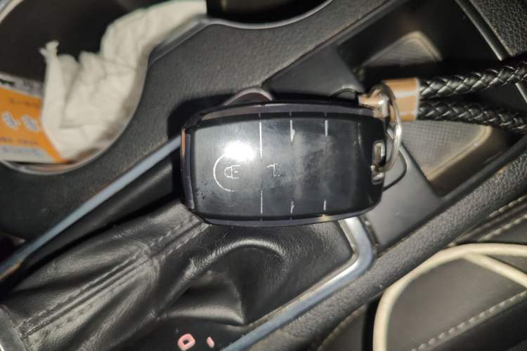 Used Kia KX5 2016 1.6T Automatic Two-Wheel Drive DLX Vehicle Key