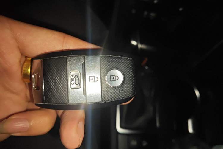 Used Kia KX5 2016 1.6T Automatic Two-Wheel Drive Premium Vehicle Key