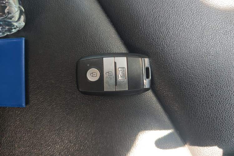 Used Kia KX5 2016 1.6T Automatic Two-Wheel Drive DLX Vehicle Key