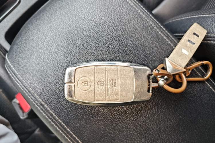 Used Kia KX5 2016 2.0L Automatic 2WD Premium Vehicle Key